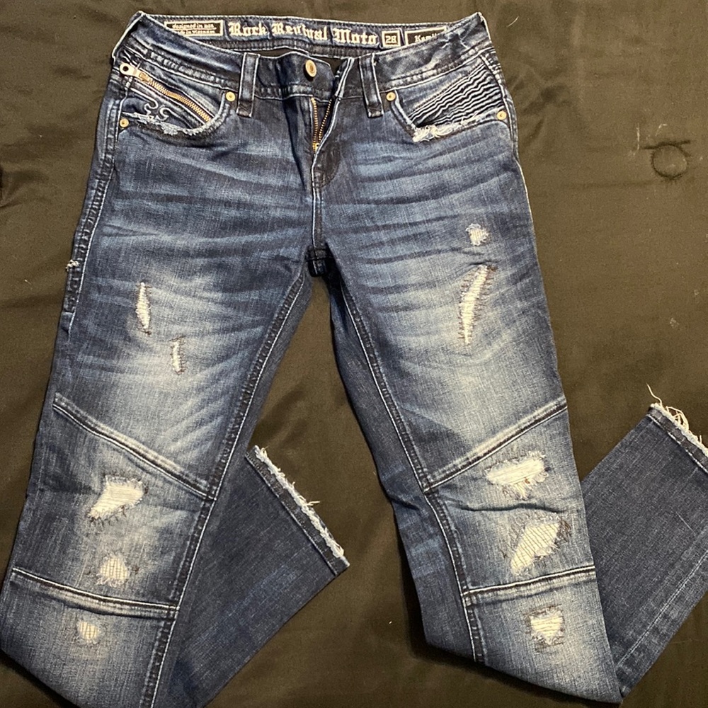 Woman’s Rock Revival Kamil Skinny Jeans